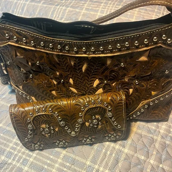 Elegant Brown Embossed Women's Bag Set - Picture 1 of 5